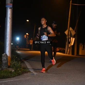 Runner Photo 8405382