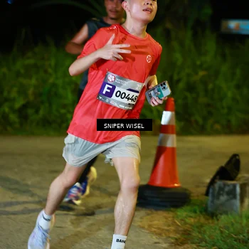 Runner Photo 8405412