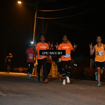 Runner Photo 8405471