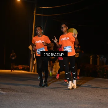 Runner Photo 8405475