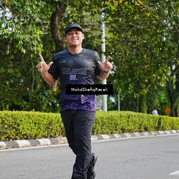 Runner Photo 8405497