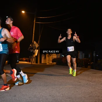 Runner Photo 8405500
