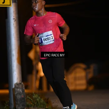 Runner Photo 8405556