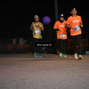Runner Photo 8405596