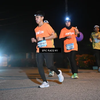 Runner Photo 8405598