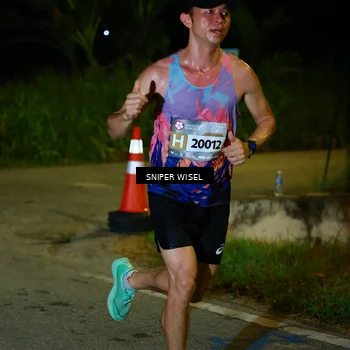 Runner Photo 8405657