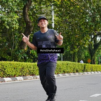 Runner Photo 8405662