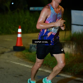 Runner Photo 8405663