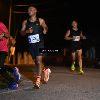 Runner Photo 8405682
