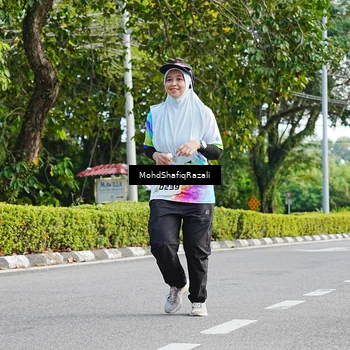 Runner Photo 8405684