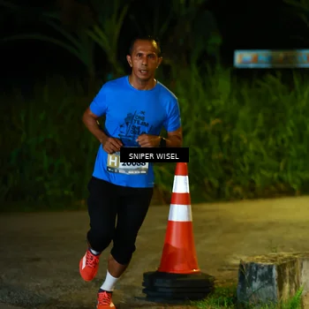 Runner Photo 8405719