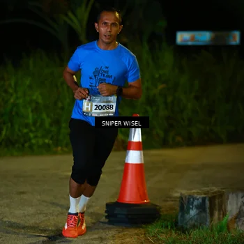 Runner Photo 8405724