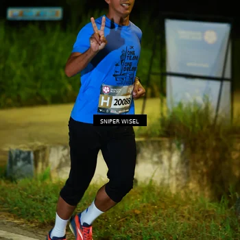 Runner Photo 8405742