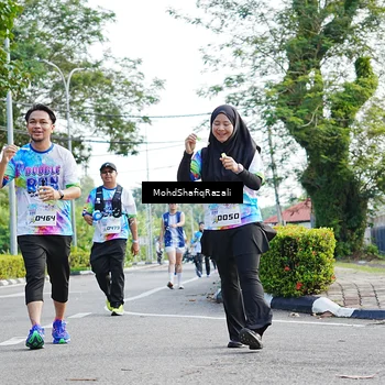 Runner Photo 8405749