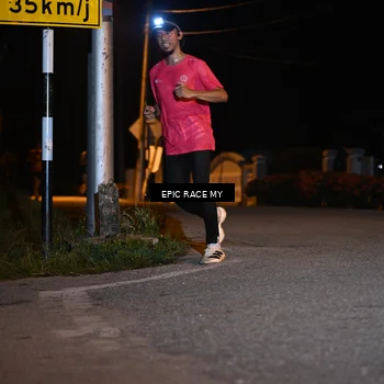 Runner Photo 8405773