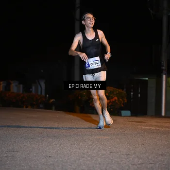 Runner Photo 8405781