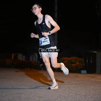 Runner Photo 8405789