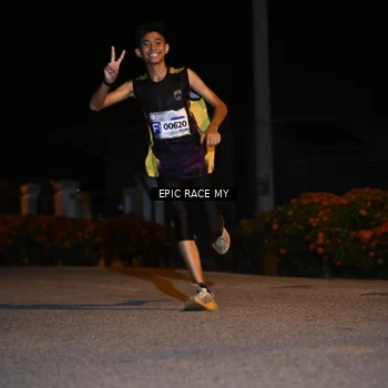 Runner Photo 8405791
