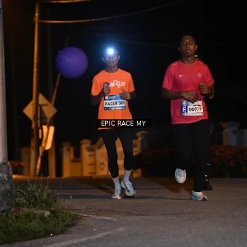 Runner Photo 8405801