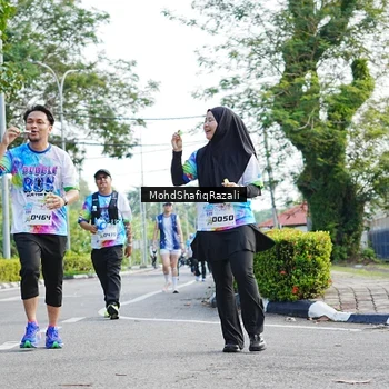 Runner Photo 8405806