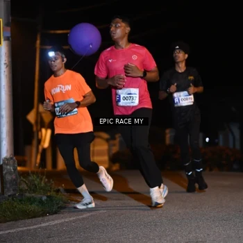 Runner Photo 8405809