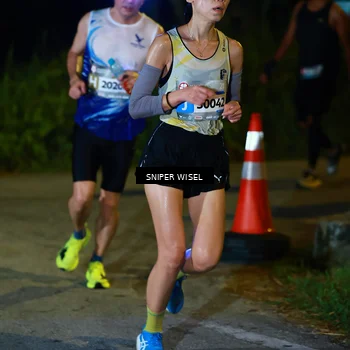 Runner Photo 8405810