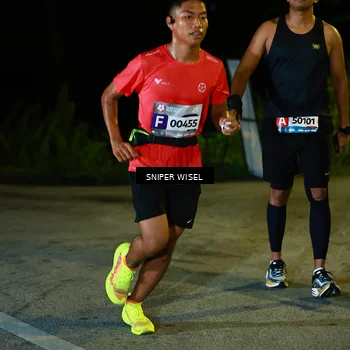 Runner Photo 8405815