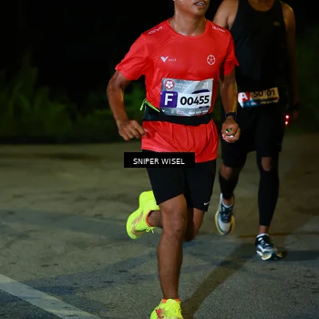 Runner Photo 8405826