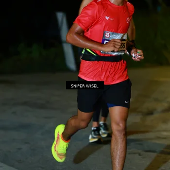 Runner Photo 8405831