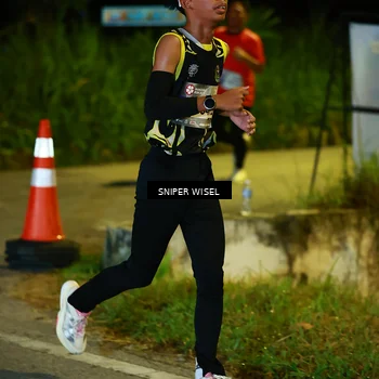 Runner Photo 8405839