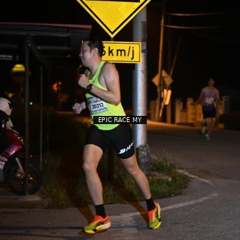 Runner Photo 8405842
