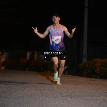 Runner Photo 8405843