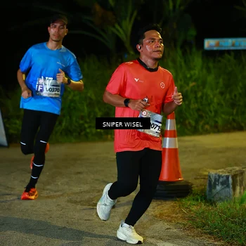 Runner Photo 8405845