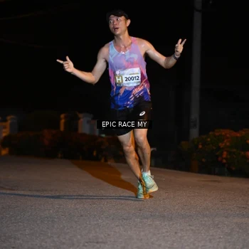 Runner Photo 8405846