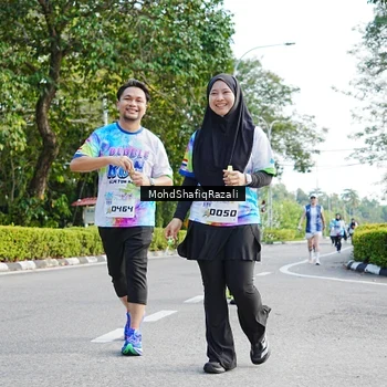 Runner Photo 8405851