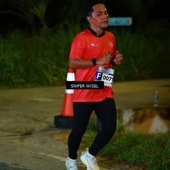 Runner Photo 8405860