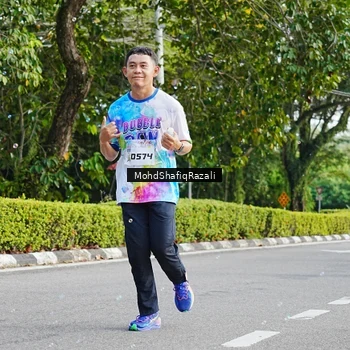Runner Photo 8405861