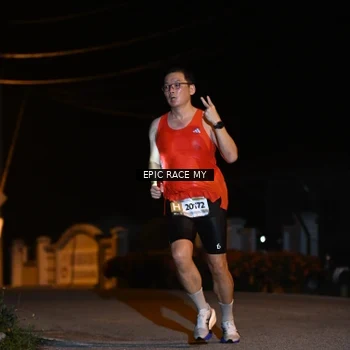 Runner Photo 8405874