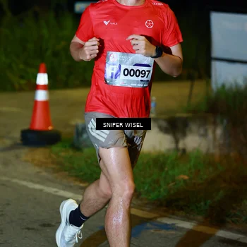 Runner Photo 8405882