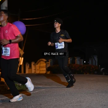 Runner Photo 8405887