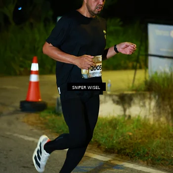 Runner Photo 8405890