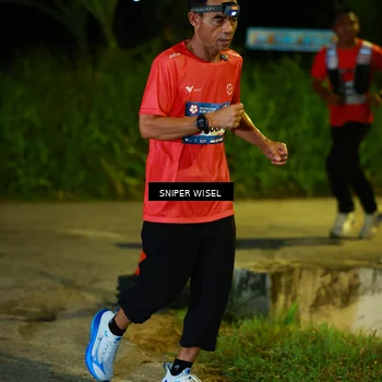 Runner Photo 8405892
