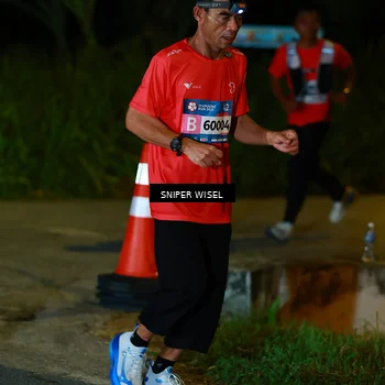 Runner Photo 8405893