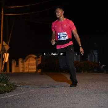 Runner Photo 8405900