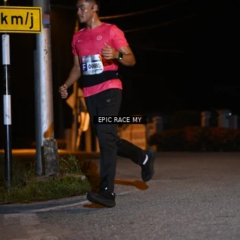 Runner Photo 8405913