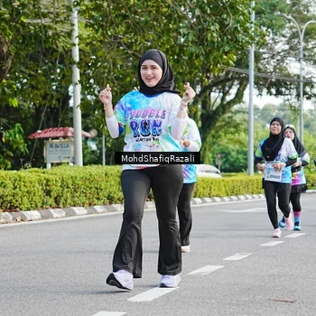 Runner Photo 8405917