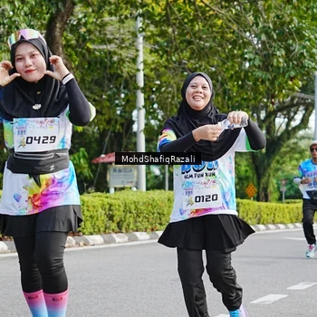 Runner Photo 8405923