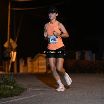 Runner Photo 8405924