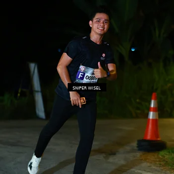 Runner Photo 8405934