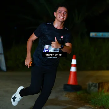 Runner Photo 8405938
